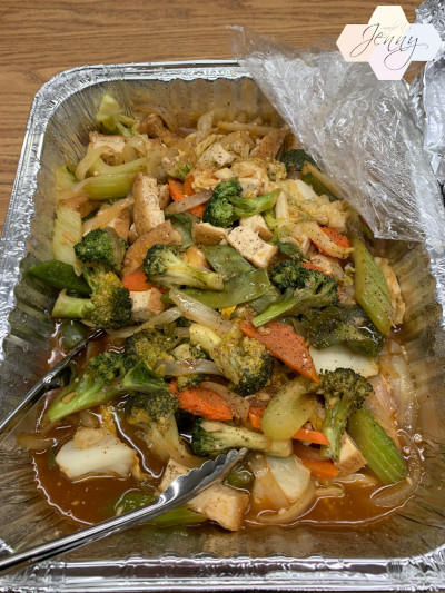 Healthy mixed vegetables with tofu dish from Fort Street Cafe, Honolulu