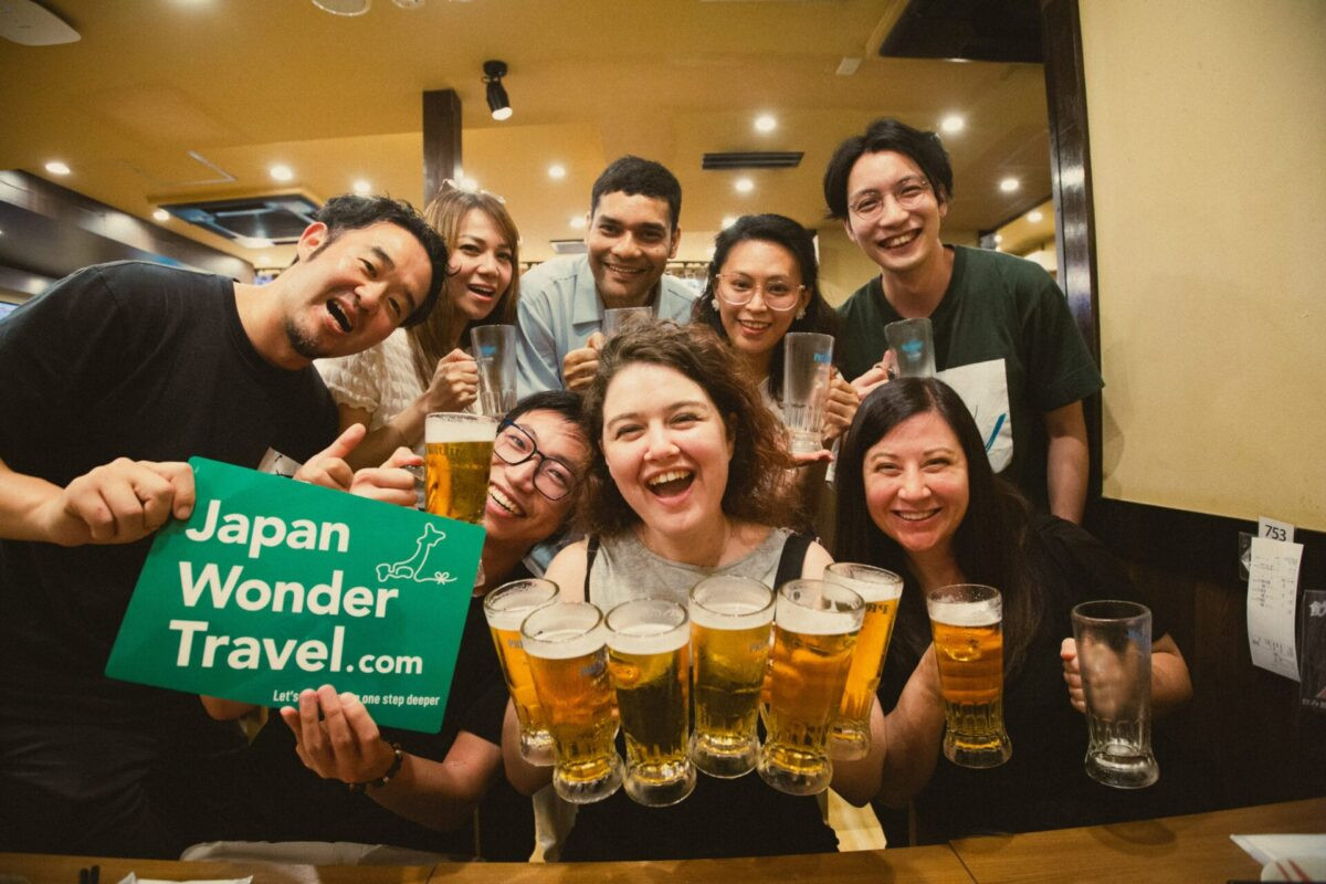 Shinjuku bar hopping tour in Tokyo.