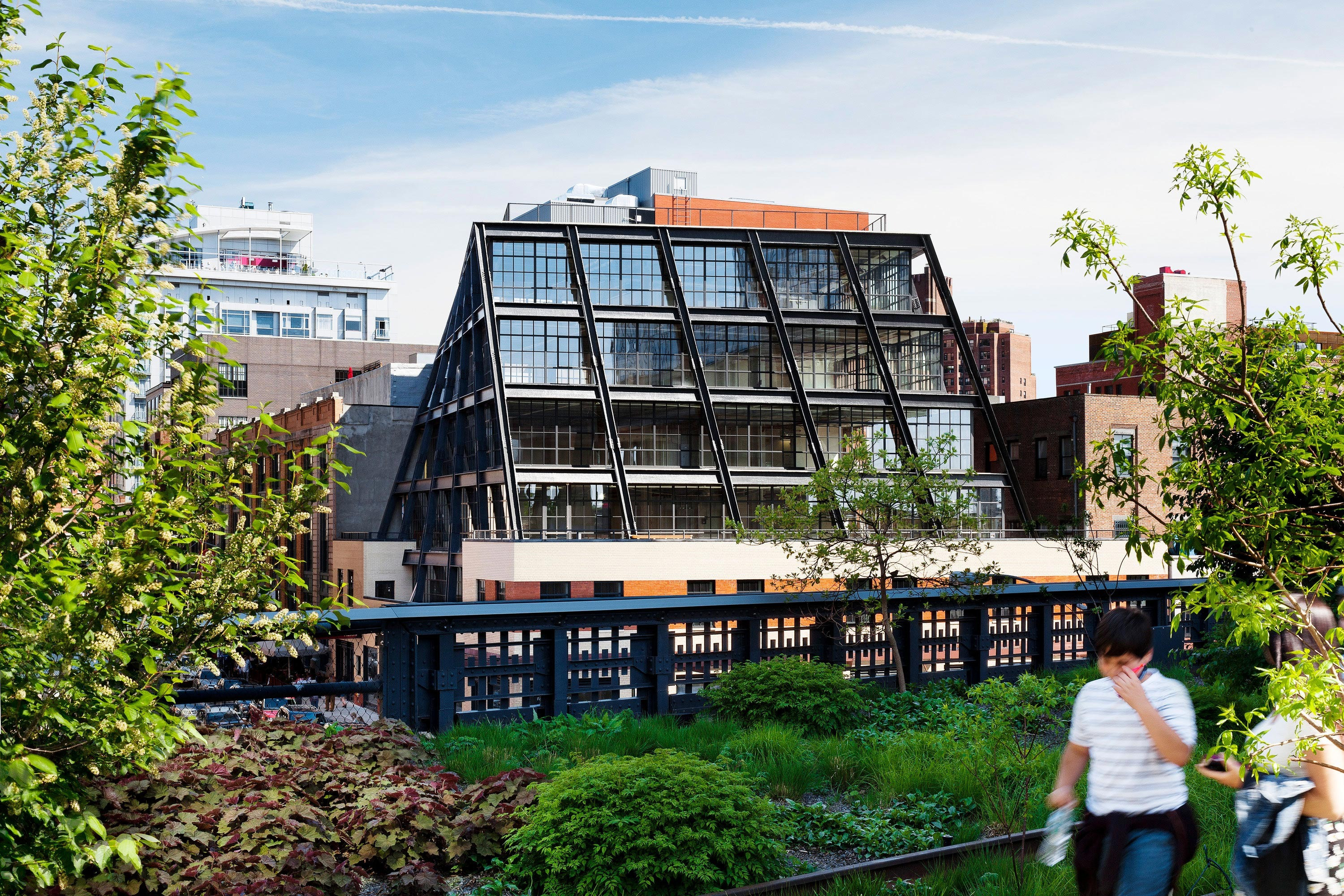 View of Samsung 837 Washington from the High Line park