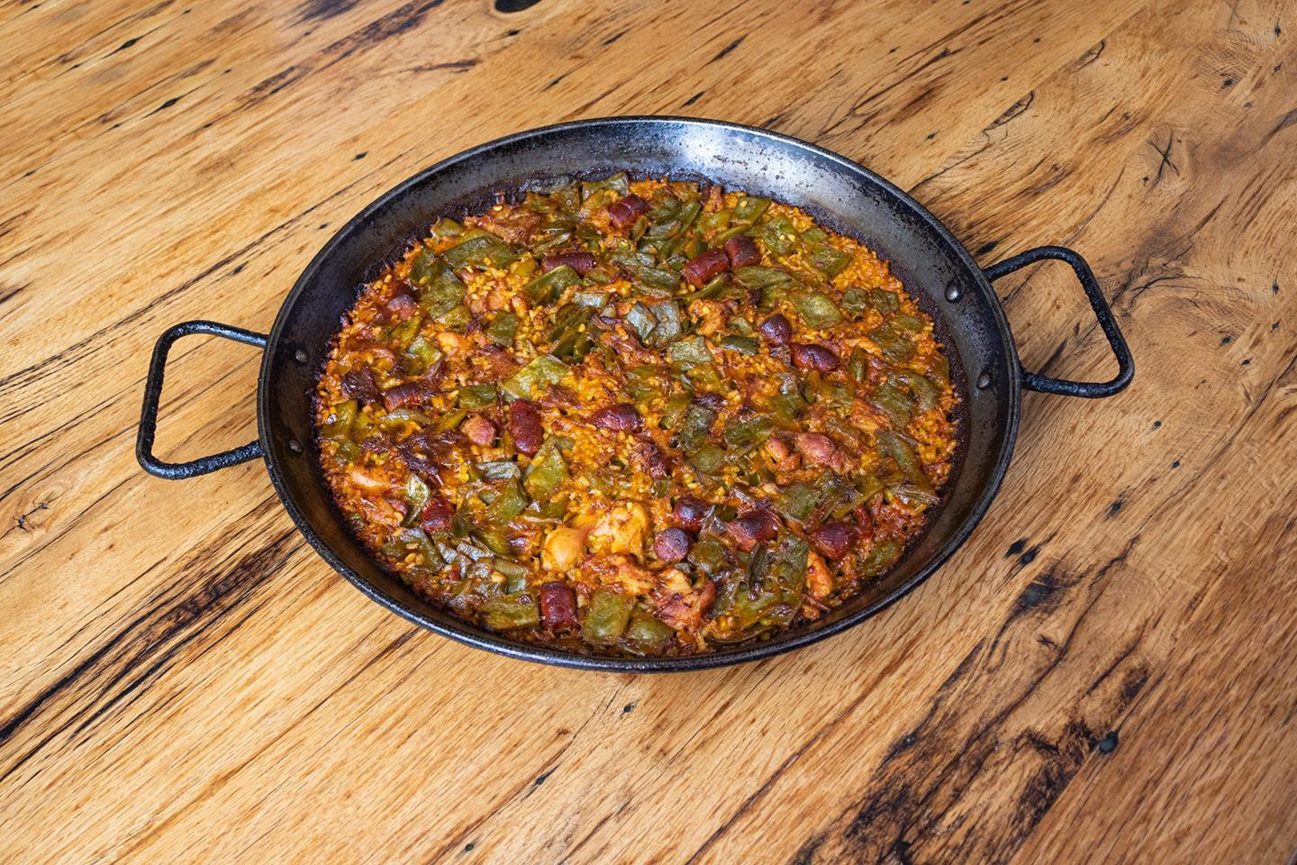 Paella de Carne Meat Paella