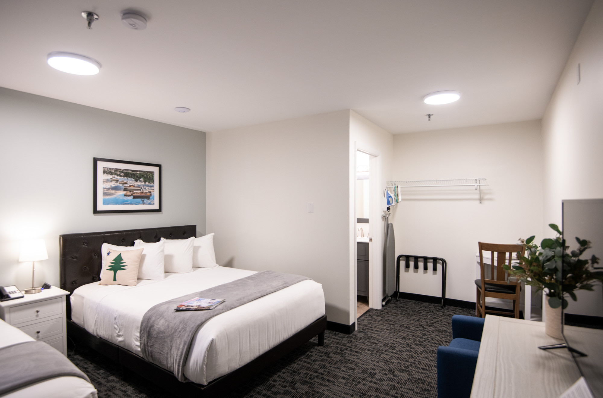 Ample closet space in a King Room at Main Street Motel, offering storage for your luggage and belongings.