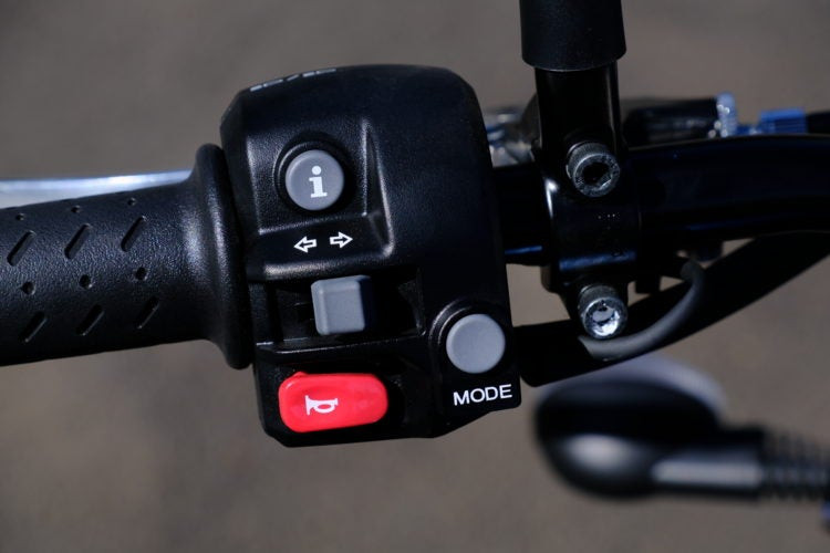 Triumph Street Twin unobtrusive electronics integrated design