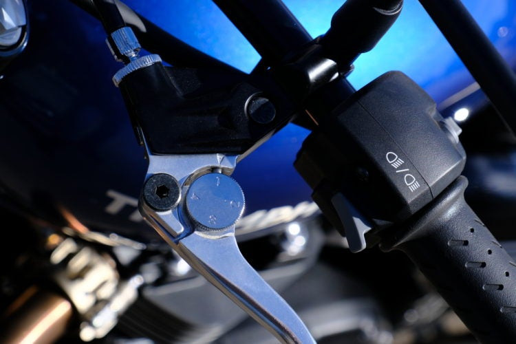 Triumph Street Twin adjustable brake and clutch levers