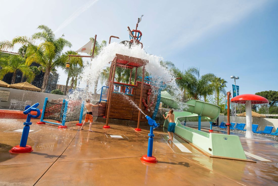 Howard Johnson Anaheim Hotel & Water Playground pirate ship water play area