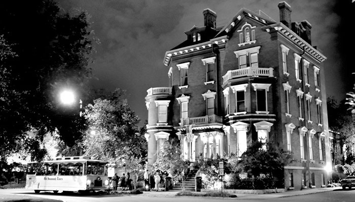 Kehoe House Haunted Hotels in Savannah