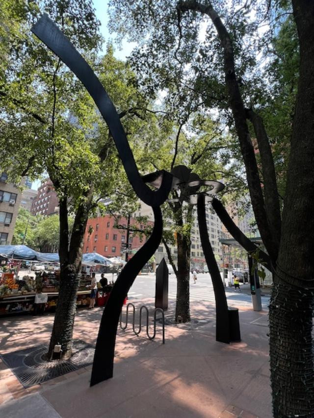 Sterling Plaza Park, a Relaxing Green Space